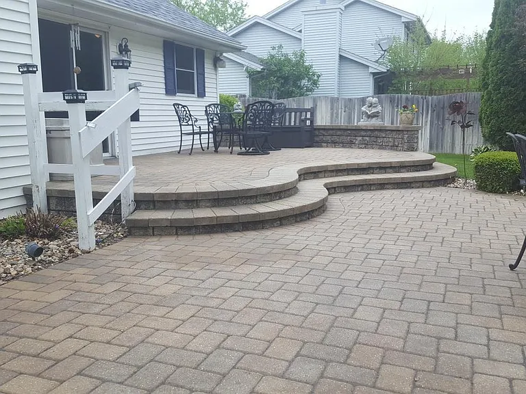 8319 Woodbridge Ln — Photo 3