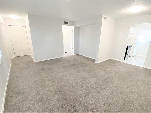 3rd image of 150 41st Ave N #306