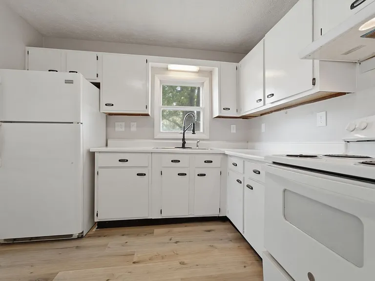 131-194 Sycamore Ct — Photo 5
