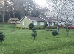 5124 Presley Dr, Flowery Branch, GA 30542