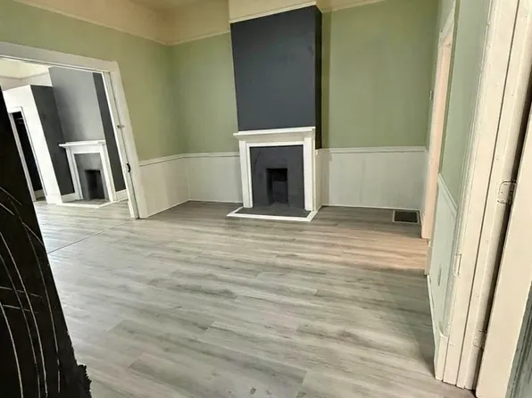 320 W Hall St #A, Savannah, GA 31401