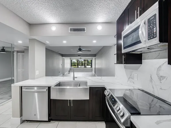 3507 Village Boulevard #201, West Palm Beach, FL 33409
