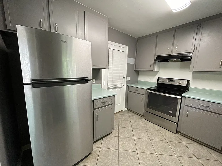 940 Wedgewood Way — Photo 8