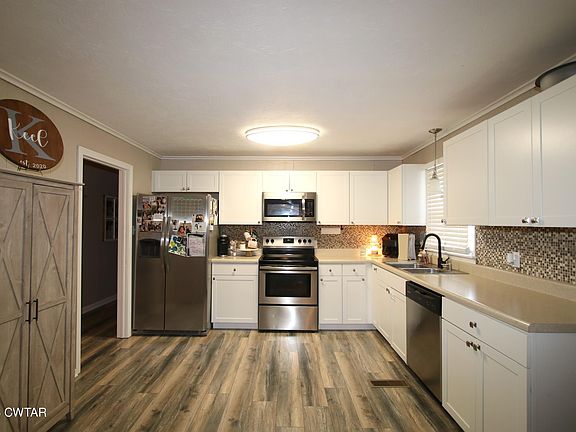 5th image of 3013 Maple Ave