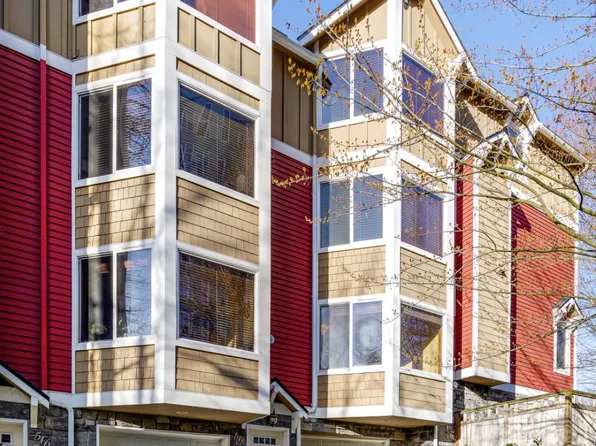 518 NE 70th St, Seattle, WA 98115