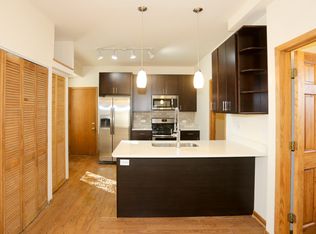1435 W Blackhawk St #3F, Chicago, IL 60642