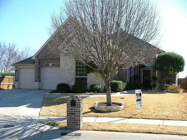 1st image of 7001 Royal Glen Trl