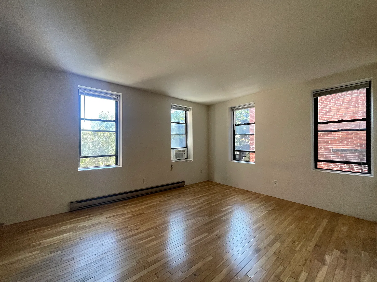 1 bed, 600 sqft, $3,000 — Photo 2