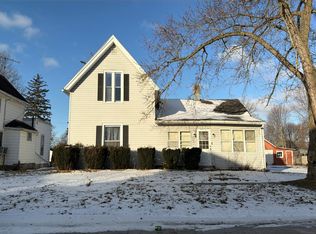 641 N Poplar St, Fostoria, OH 44830