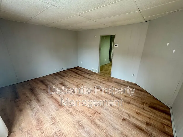 474 Spang Ave — Photo 37