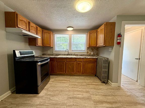 2nd image of 5036 S 92nd St #3