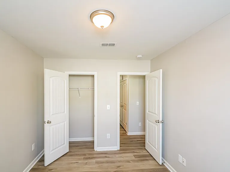 2203 Sunny Cove Dr — Photo 15