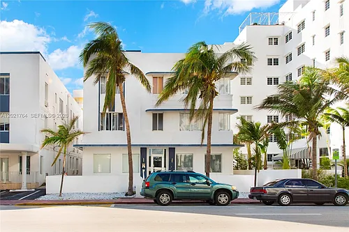 3710 Collins Ave #N-305 Photo 1