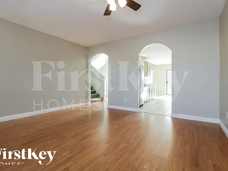 25193 W Cranston Pl — Photo 5