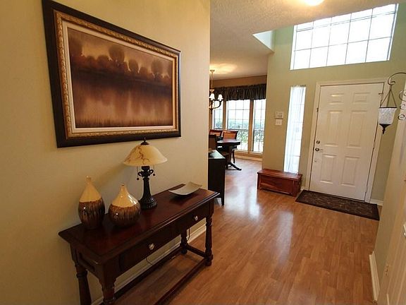 2nd image of 1921 Lori Ct