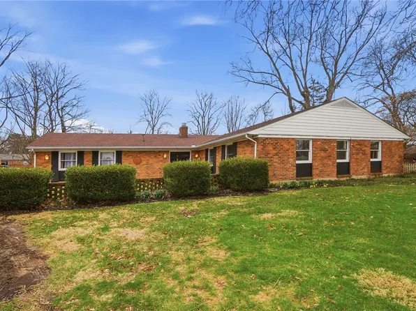 440 Walsingham Ct, Dayton, OH 45429