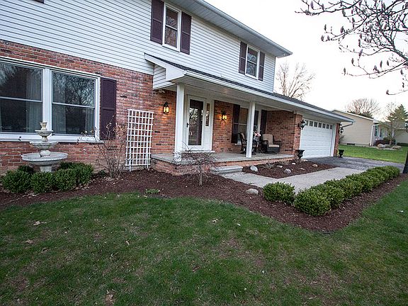 2nd image of 5090 Elizabeth Ln