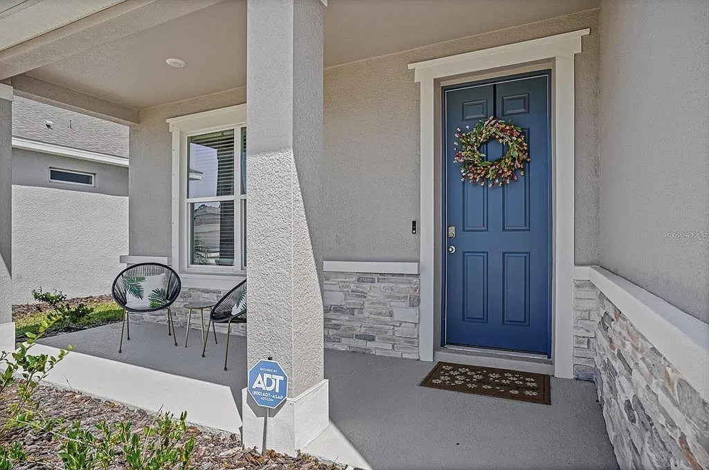 4 bed, 3.5 bath, 3314 sqft, $4,200 — Photo 3