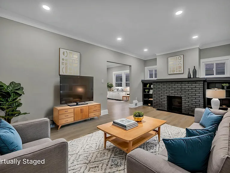 1080 E 169th St #1 — Photo 3