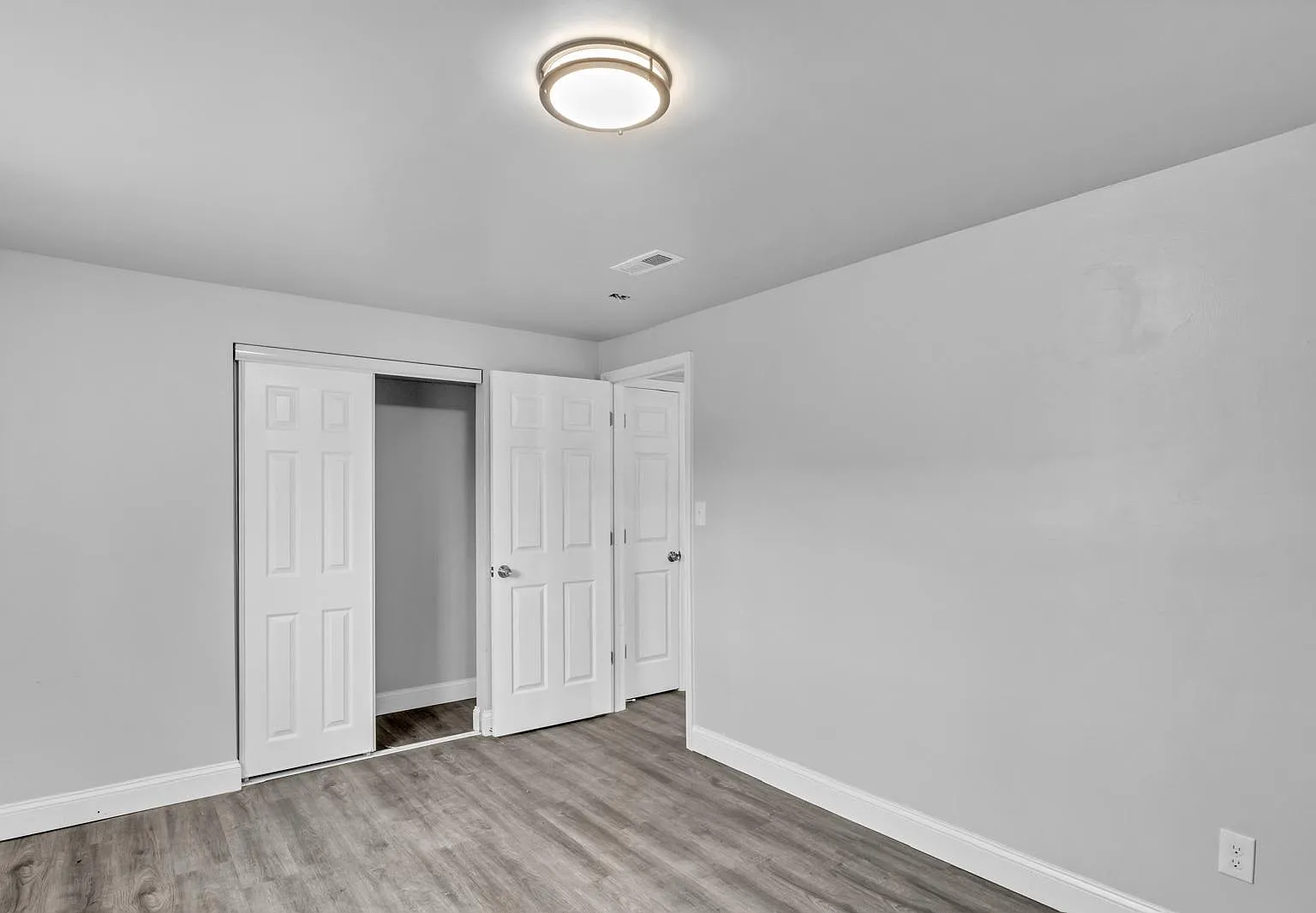 2 bed, 800 sqft, $1,250 — Photo 3