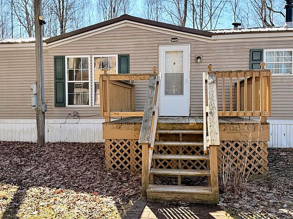 3rd image of 765 W Howard City Edmore Rd