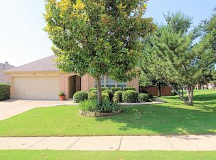 2412 High Chapel Ct, Highland Village, TX 75077
