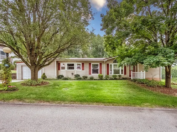 201 Meadow Ln, Murrysville, PA 15668