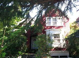1742 NE Naomi Pl, Seattle, WA 98115