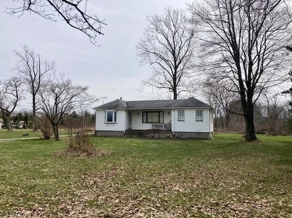 10483 Chardon Rd, Chardon, OH 44024