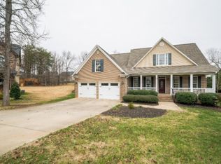 822 Tapestry Ct, Boiling Springs, SC 29316