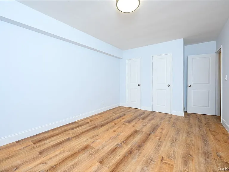 3 Sadore Ln #6M — Photo 14