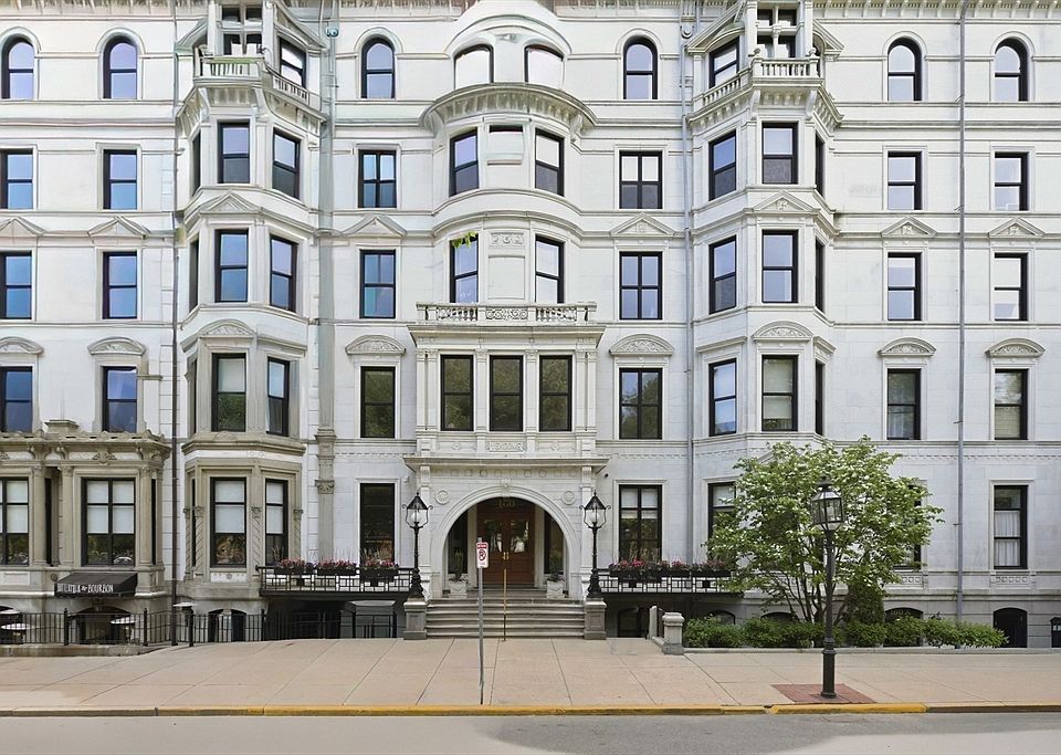 1st image of 160 Commonwealth Ave APT 520