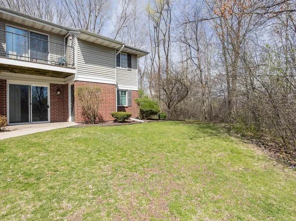 W169N11079 Ashbury LANE #4, Germantown, WI 53022