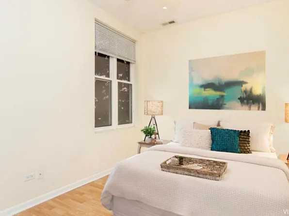 1627 N Clybourn Ave, Chicago, IL 60614