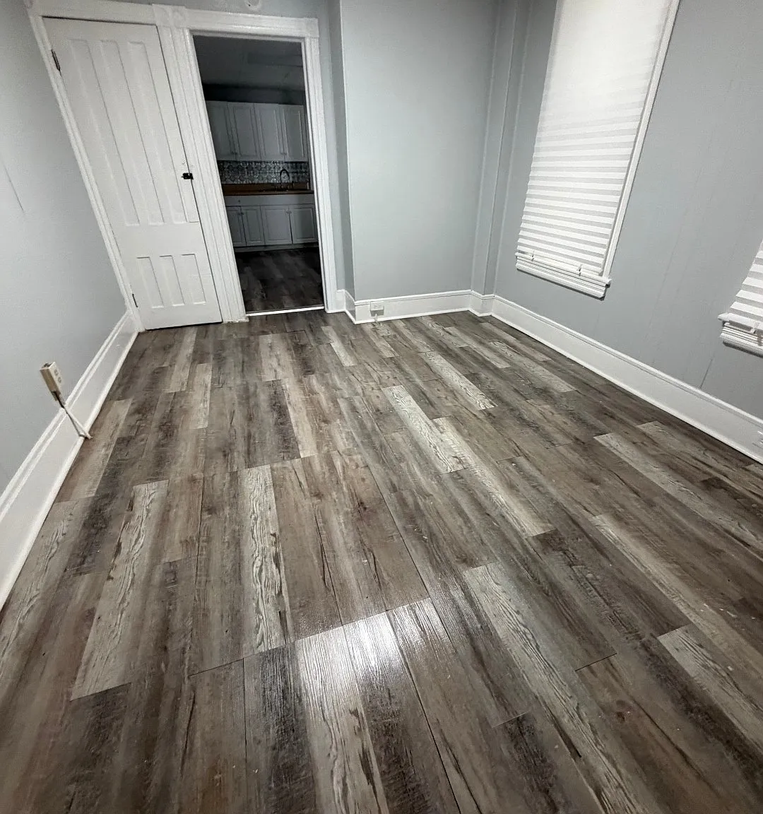 6 bed, 1944 sqft, $2,399 — Photo 3