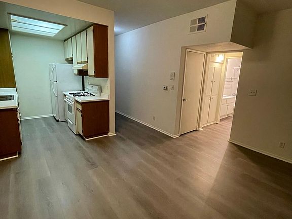 4th image of 11155 Aqua Vista St APT 301