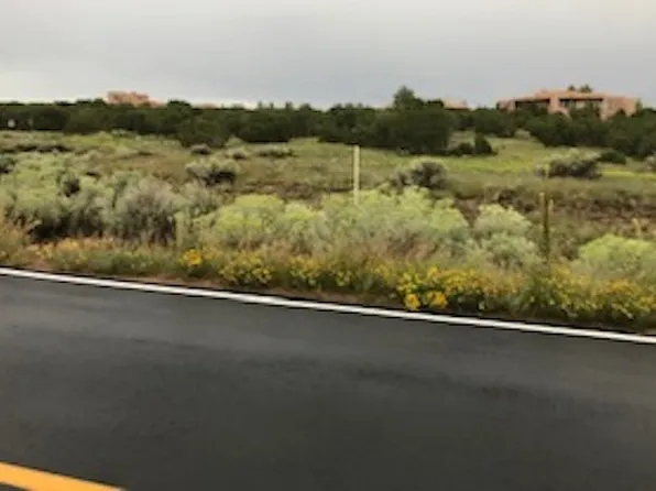 117 Fin Del Sendero, Santa Fe, NM 87506