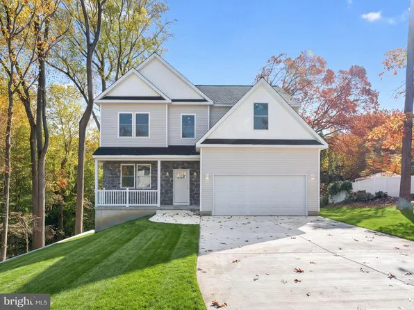 12 Royalty Ln, Clementon, NJ 08021