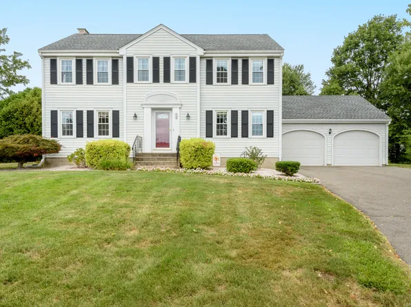 15 Grass Bonnet Lane, Wethersfield, CT 06109