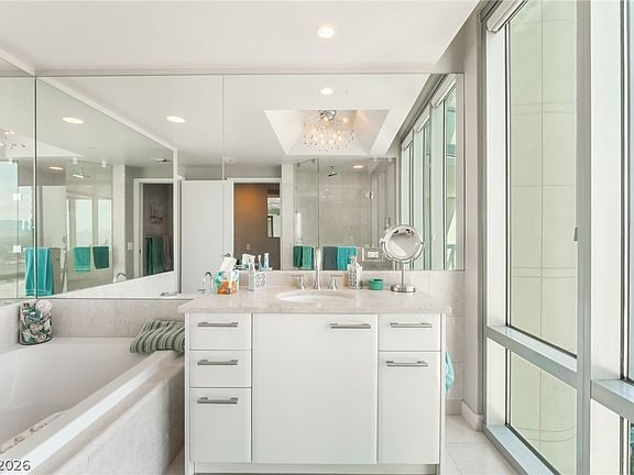 5th image of 322 Karen Ave Unit 2201