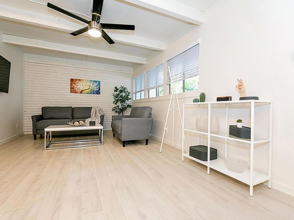 Entry/ Living Room (Sofas not available)