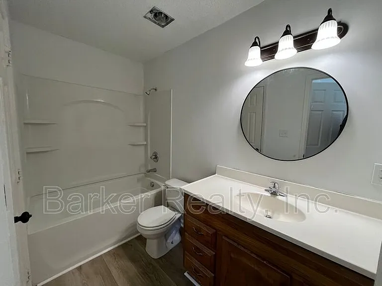 8029 Perry Creek Rd — Photo 7