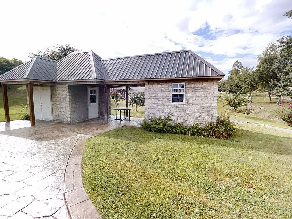 1st image of 21 County Road 2031