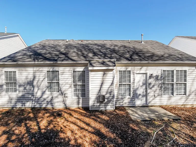 2309 Diquedo Dr — Photo 16