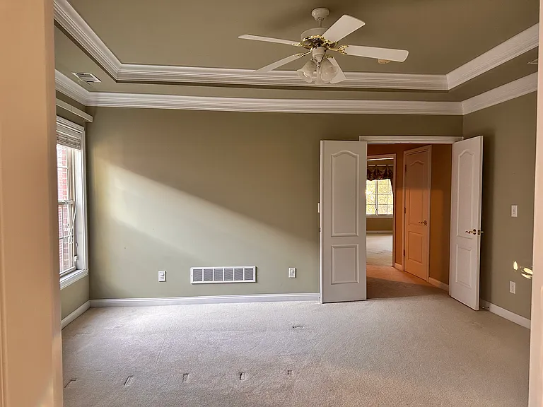 625 Vincent Way — Photo 15