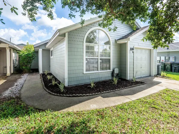 67 W 9TH Street, Atlantic Beach, FL 32233