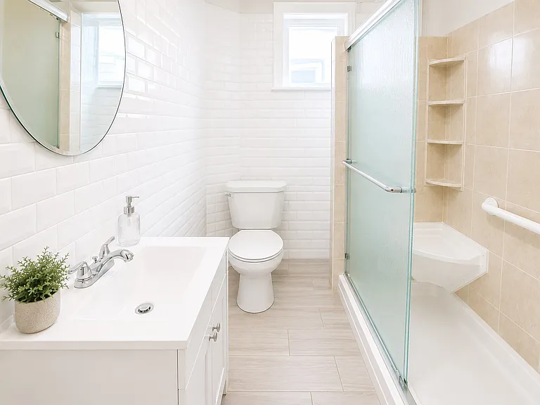 upstairs full bathroom