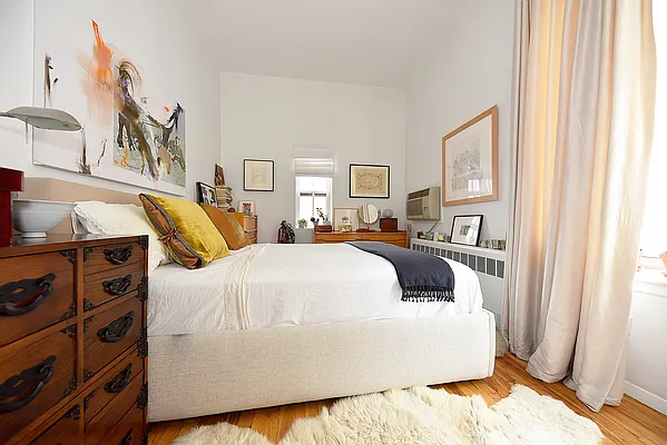 Rented by Buchbinder & Warren | media 13