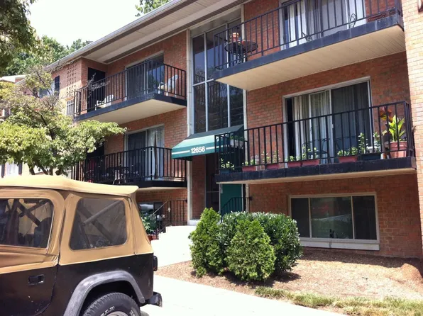12656 Dara Dr APT T1, Woodbridge, VA 22192