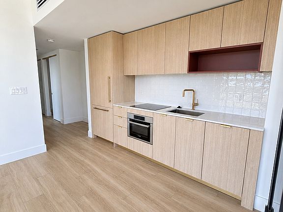 3rd image of 90 NE 32nd St #301